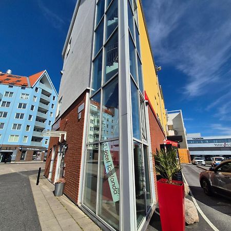 Hotel Torslanda ヨーテボリ エクステリア 写真