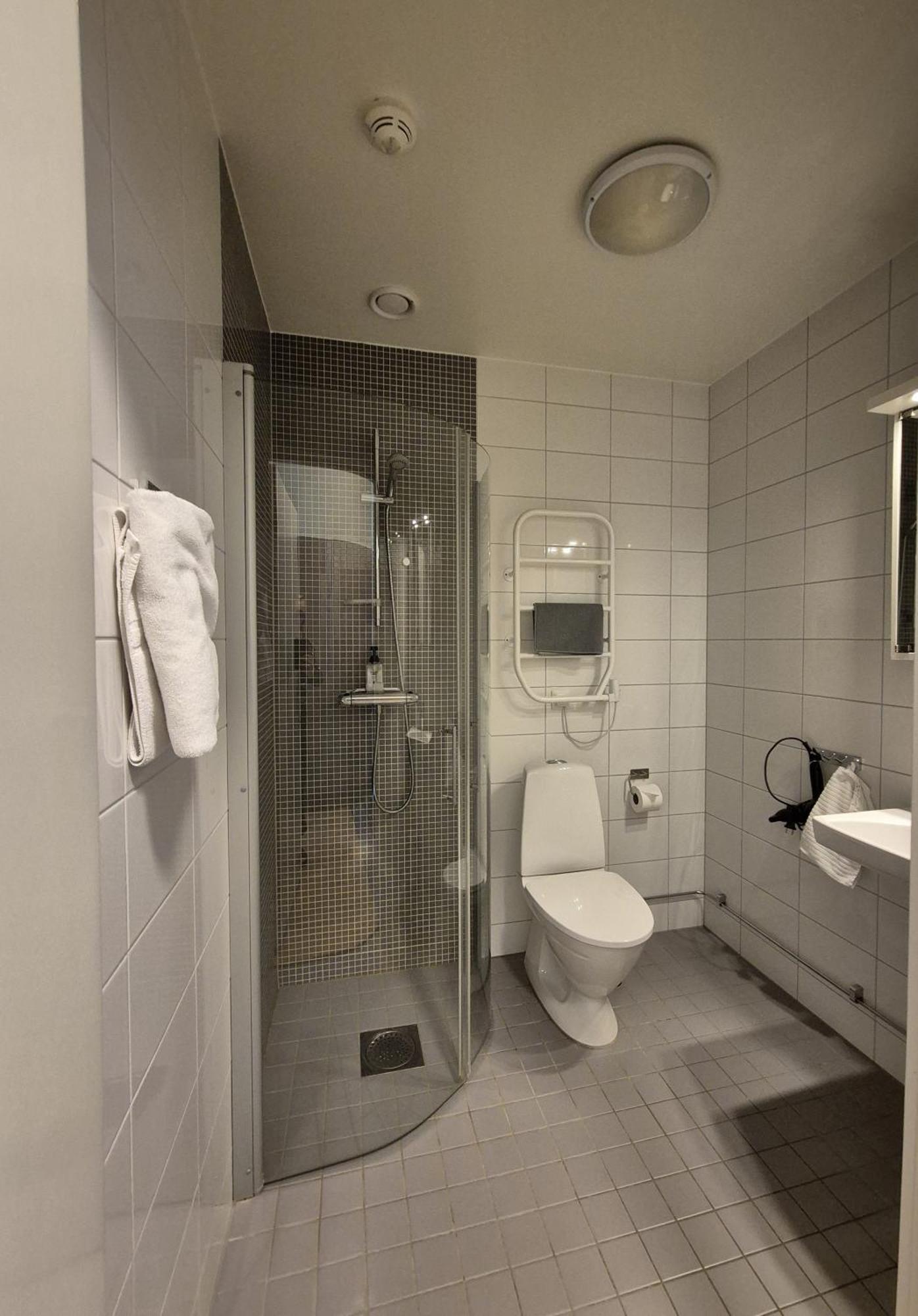 Hotel Torslanda ヨーテボリ エクステリア 写真